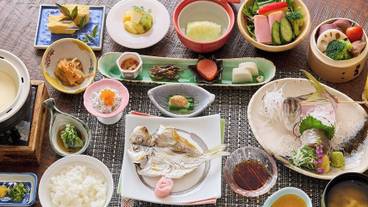 食事・飲み物 / 31