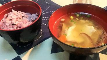 食事・飲み物 / 12