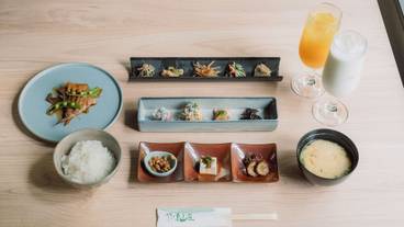 食事・飲み物 / 17