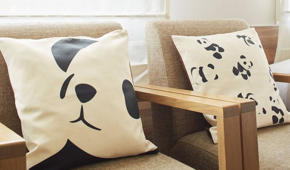 パンダルームのクッション / 3