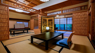 【特別室｜A】源泉内湯◆踏込＋10畳＋8畳＋広縁／角部屋（74平米以上）