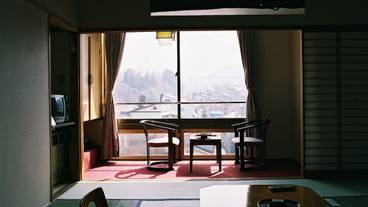 客室 / 1