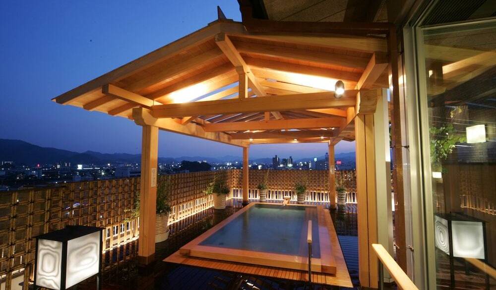 古きよき老舗旅館で
高知の魅力を満喫♪ / 1