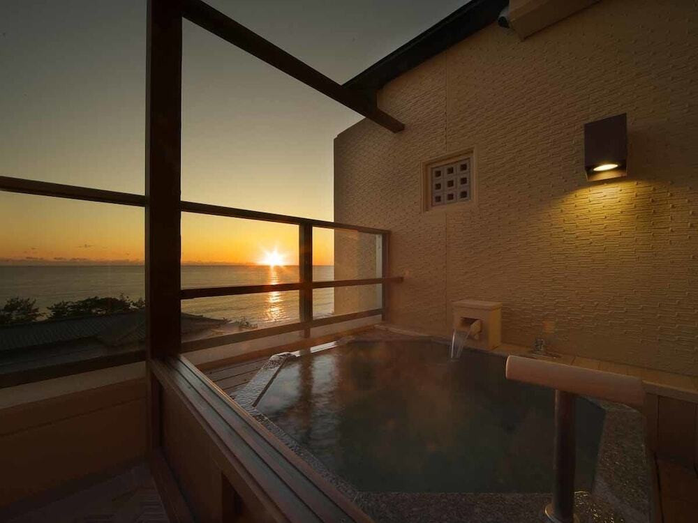 1.完璧な癒し空間で心もカラダも生き返る「別邸 海と森」3483112