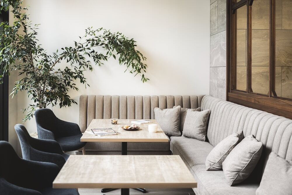 ロビー応接スペース