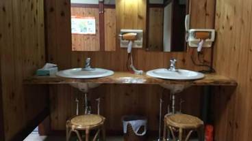 施設内の設備 / 1