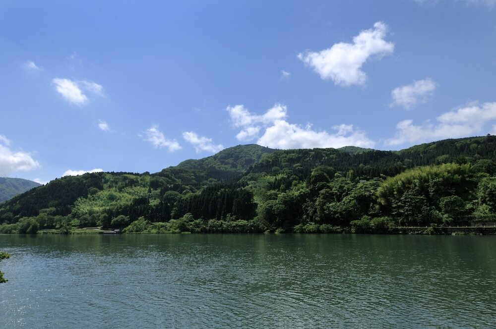 湖