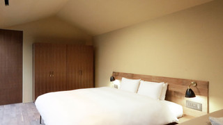 新館212:ガーデンビュー スーペリア キングベッド