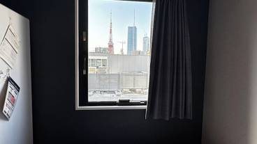 客室 / 26