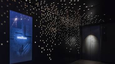 内部エントランス / 3