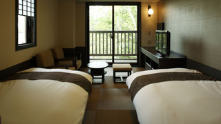 和風ツイン◆ベッドorマットレス2台(2名定員）21平米