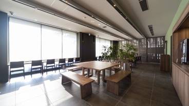 ロビー応接スペース / 6