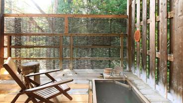 せせらぎを聴く 水まり 露天風呂 / 33