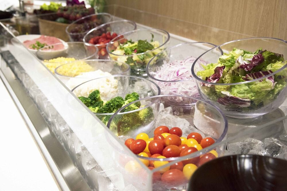 朝食ビュッフェ