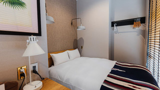 テラスダブルルーム 禁煙 (ベッドサイズ150x195cm)