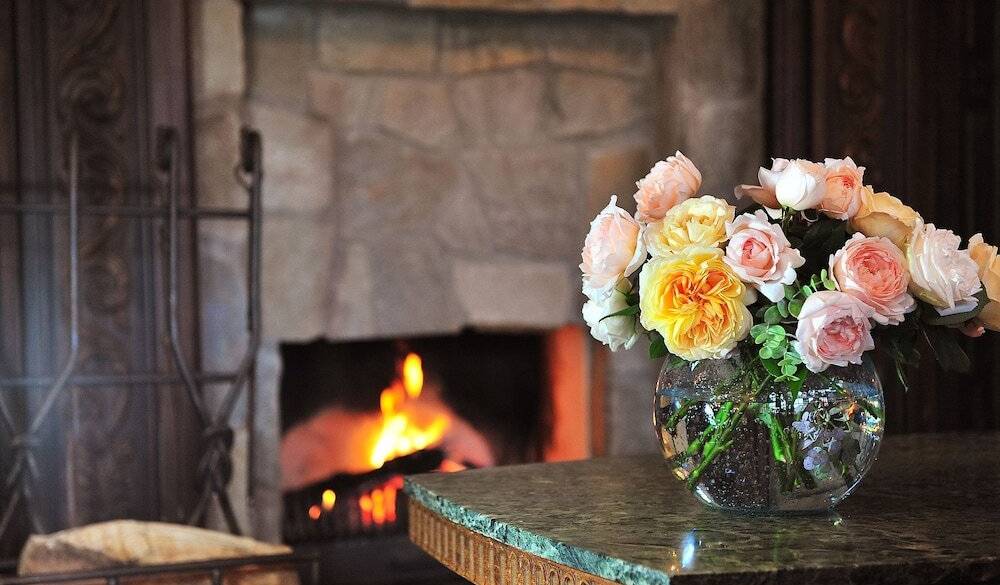 夜のラウンジは
ムードたっぷり / 3