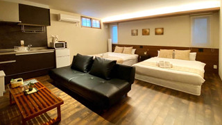 デラックス ファミリールーム (102)(ソファベッド用の寝具は部屋に常備していない為 事前にリクエストが必要)