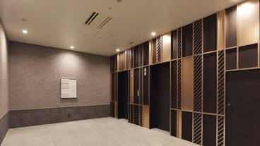 エレベーター / 1