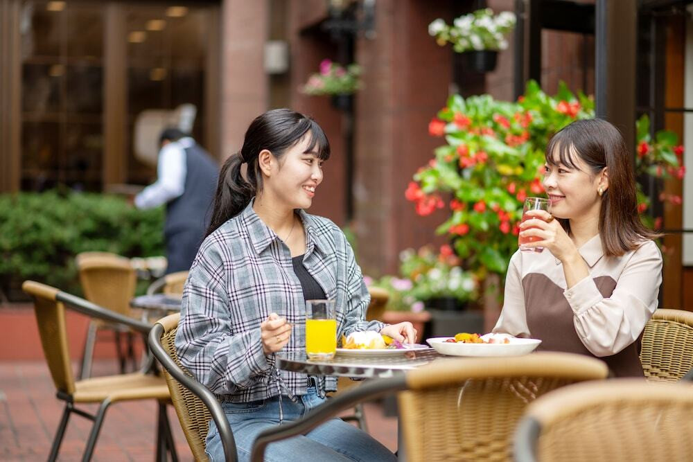 朝食