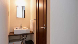 ツインルーム (トイレ付き・共用バス)