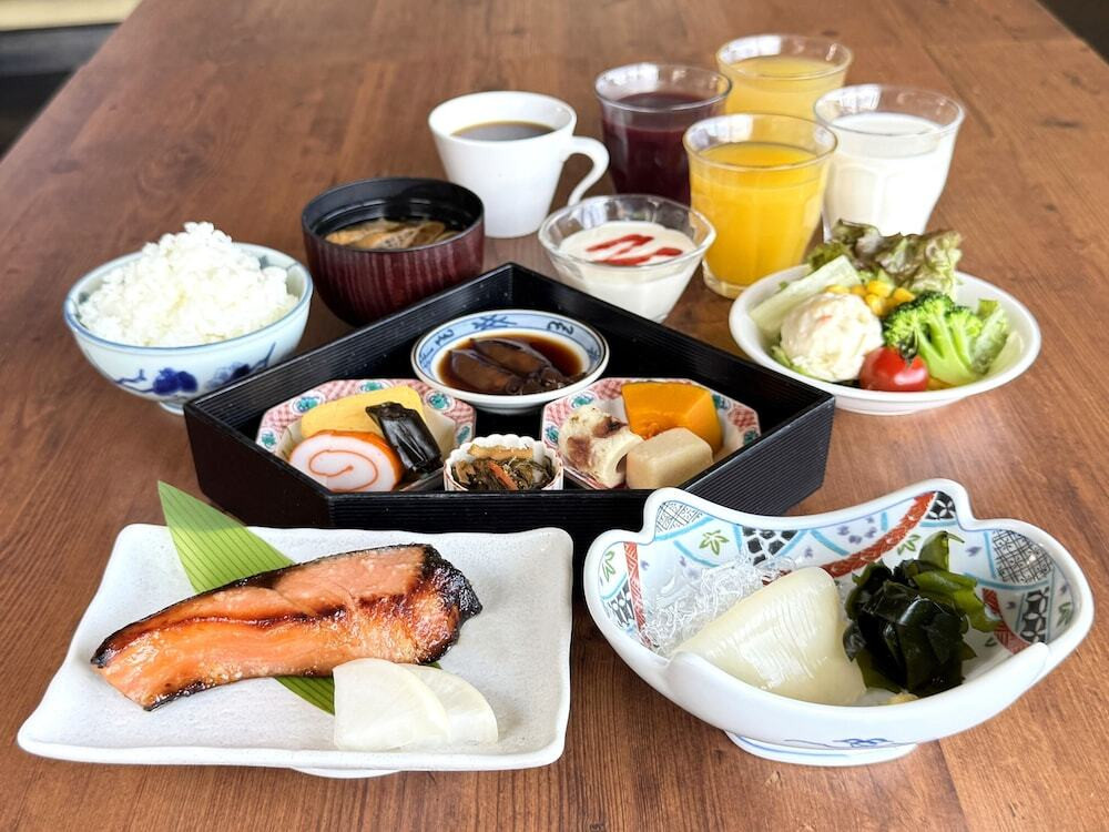 朝食