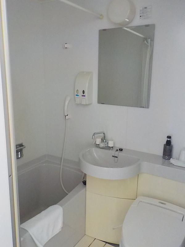 バス・トイレ・洗面が一体です。自動湯温調整があれば嬉しい。