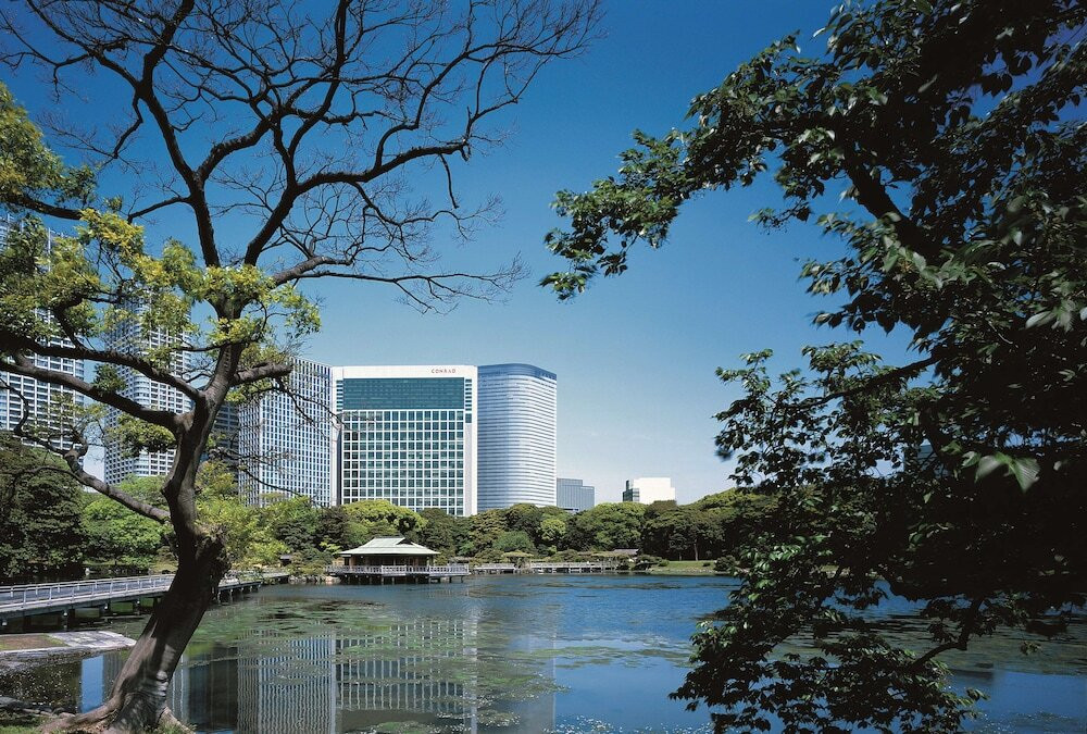 東京のオアシス「浜離宮」の近くで羽を休めましょう3922993