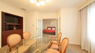 ジュニアダブルスイート