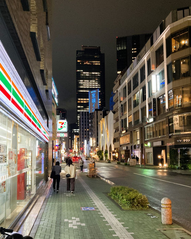 最寄りコンビニからこのくらいの距離感