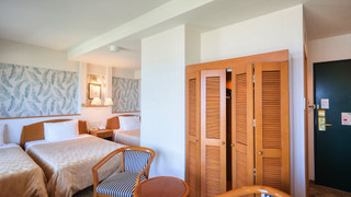 トリプルルーム ベッド (複数台) 禁煙 オーシャンビュー