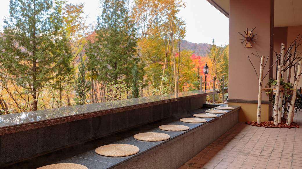 ラウンジ 足湯 / 3