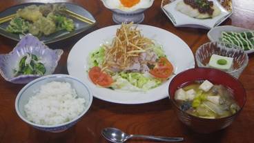 食事・飲み物 / 1