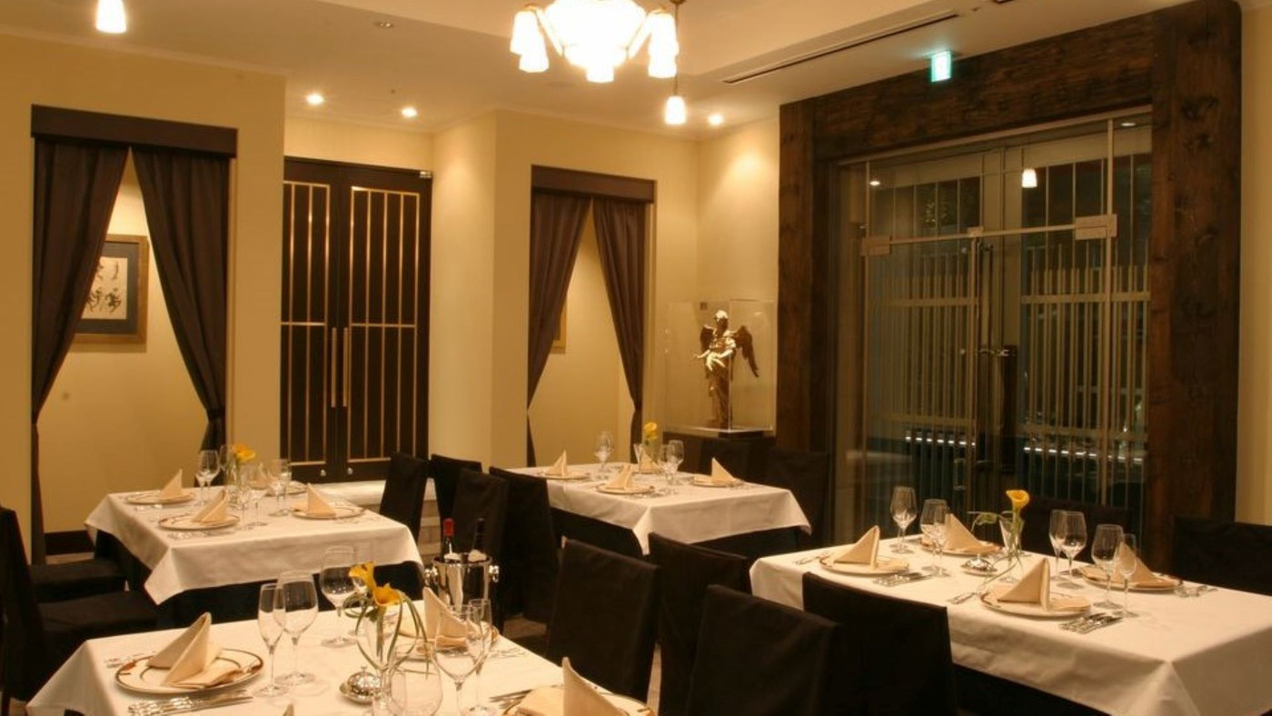 海外旅行気分が味わえるクラシカルなヨーロピアンホテル3956799