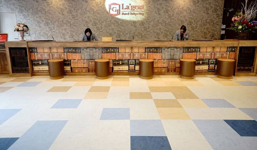 レセプション / 3