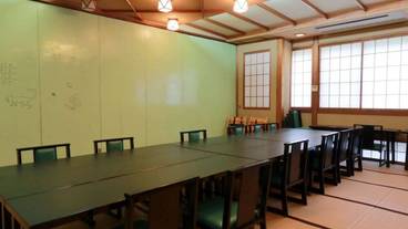 施設内の設備 / 17