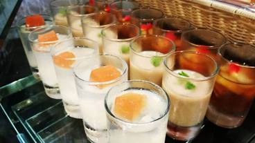 食事・飲み物 / 6