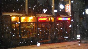 施設の入り口 / 14