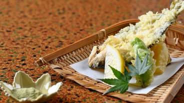 食事・飲み物 / 2