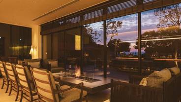 ロビーラウンジ / 12