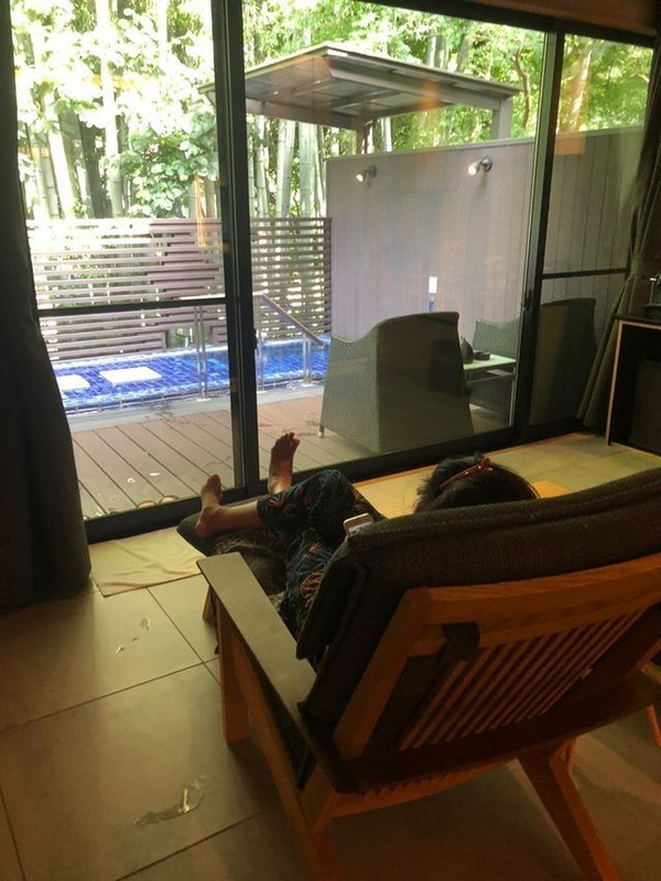 部屋でゆっくりお酒を飲み、好きなように客室露天風呂に入りました。とてもリラックスできます。アメニティが高級ブランドなのも嬉しいです。