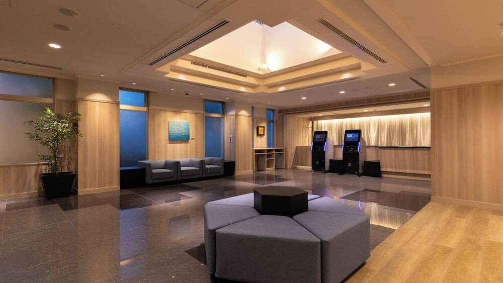 ロビーラウンジ