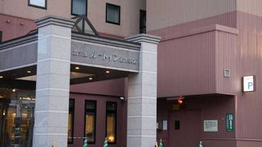 施設の入り口 / 8