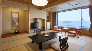 東館海側和室12帖〜14帖