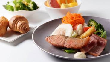 朝食／日替わりプレート一例① / 1