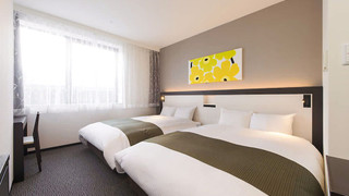 ツインルーム ダブルベッド2台 禁煙