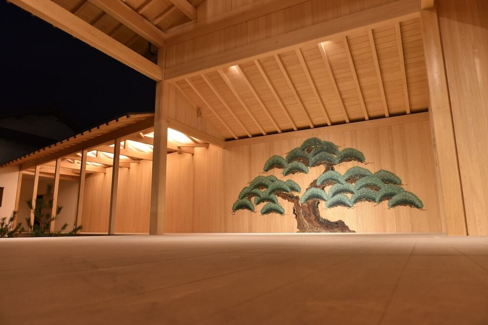 能舞台や茶室も!文化を楽しむ旅館4060824