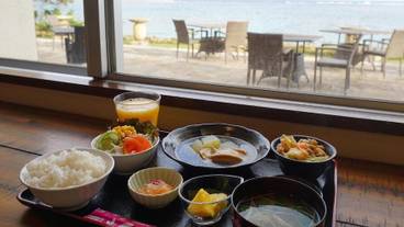 食事・飲み物 / 1