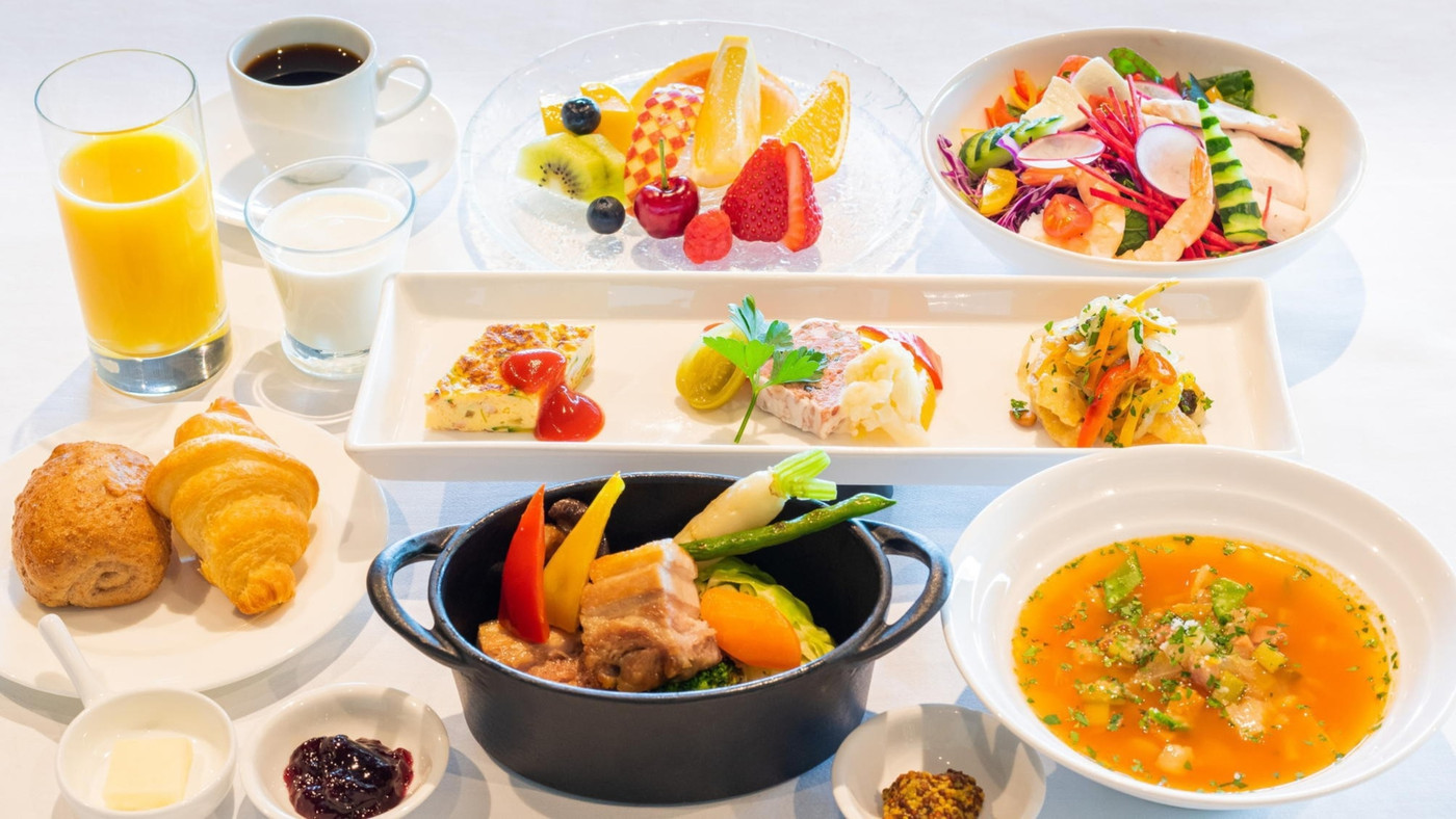 源泉かけ流しの湯と美味しいイタリアンが待つ癒しの美食宿3576795