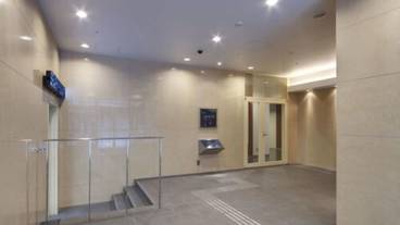 施設の入り口 / 6