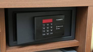 セーフティボックス / 24